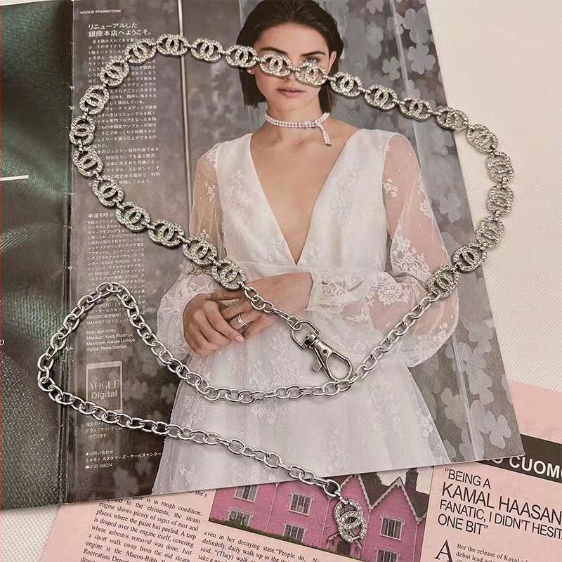 Moteriška juosmens grandinė su perlais ir krištolais, metalinė, vienos kilpos dizainas