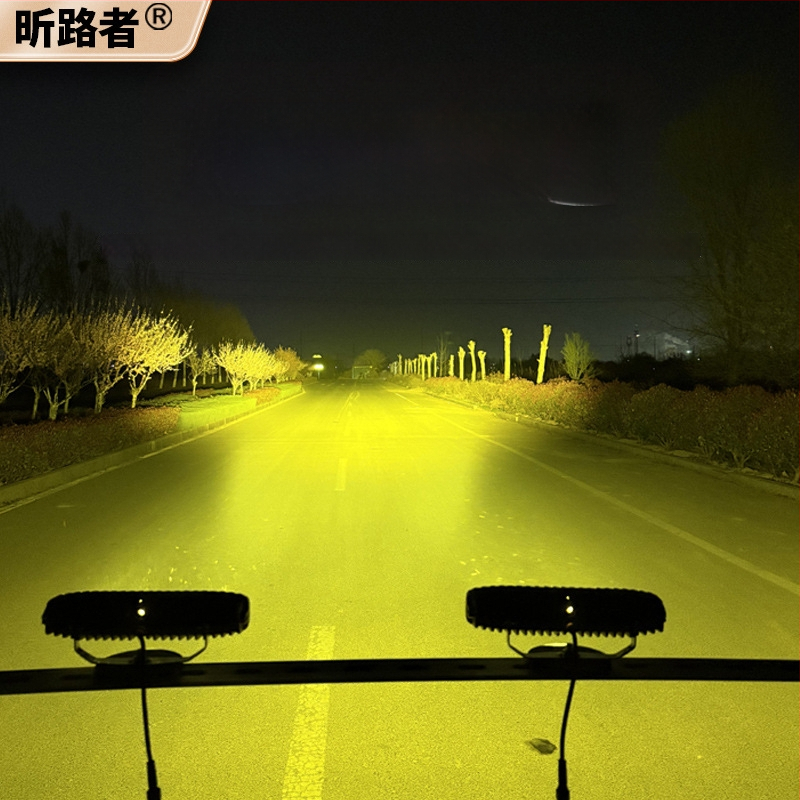 Automobilio grotelėms skirtas lazerinio kanono prožektorius – slėptas LED, 60W, 10–60V, 1440 lm, aliuminio lydinys, modelis W0118d