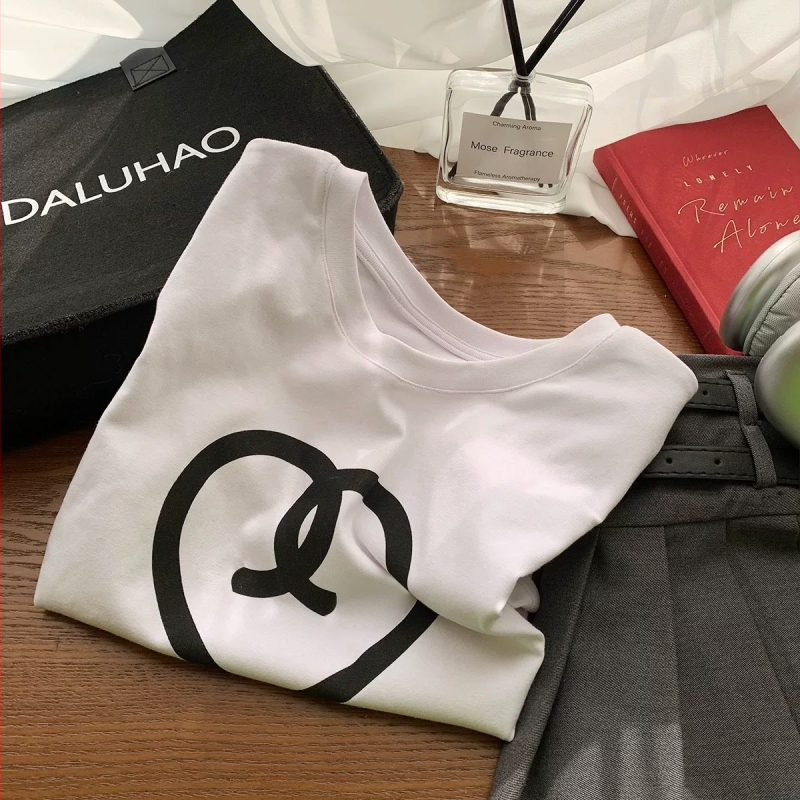 Sieviešu īsrokas T-krekls, Korejas stilā, anime apdruka, Milk Silk audums (≥95% poliester), vidējais garums