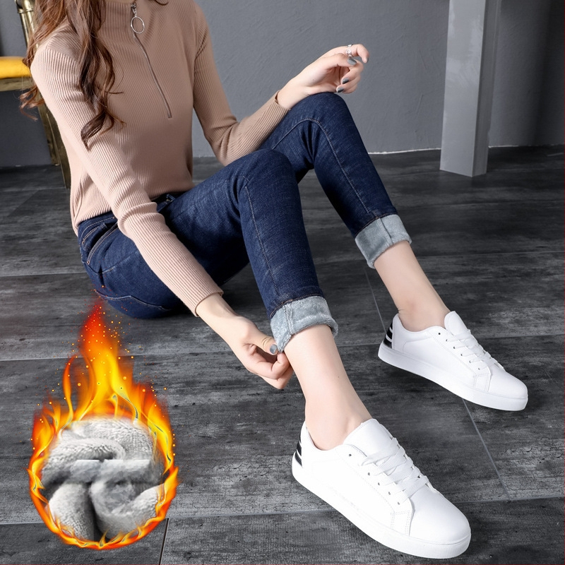 Kõrge vöökohaga teksad, denimist, pliiatsilõikega, paks kangas