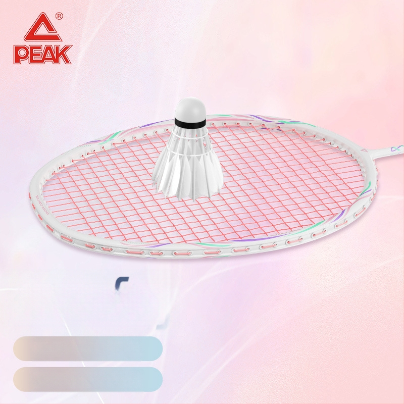 Badmintona rakete ar oglekļa šķiedras rāmi (svars 85-89 g; rokturis G5; tiešais sitiens; vidēja stingrība)