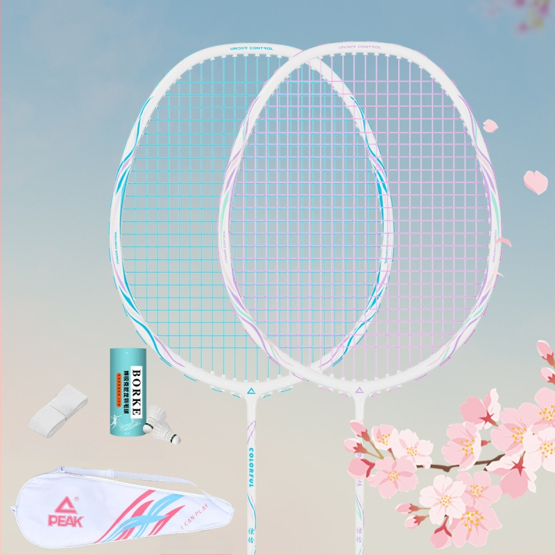 Badmintona rakete ar oglekļa šķiedras rāmi (svars 85-89 g; rokturis G5; tiešais sitiens; vidēja stingrība)