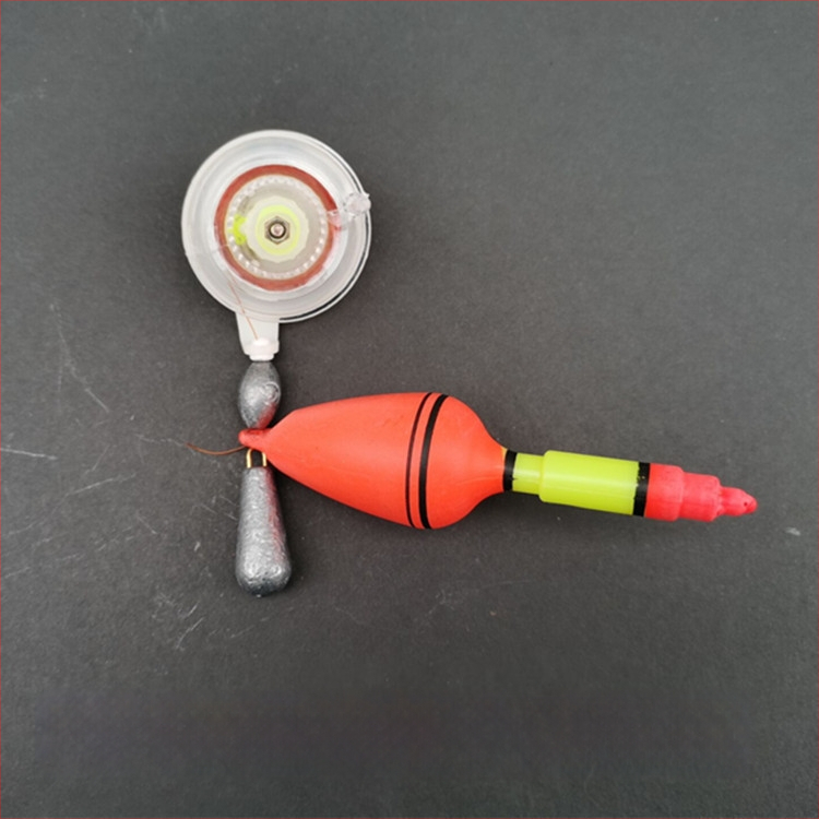 Zvejas pludiņš-lokators - Acīmredzams dizains, dziļajiem ūdeņiem, no plastmasas