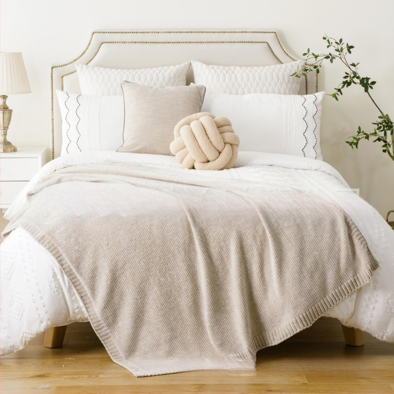 Chenille pleds dīvānam, poliesters, bieza adījums, vienkrāsains, 860–910 g, pielāgojams