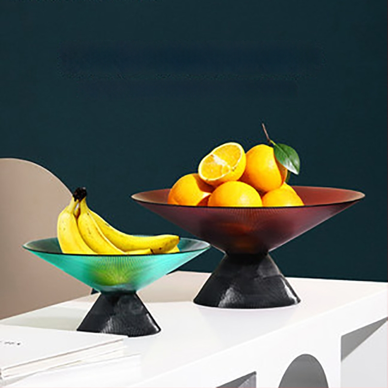 Stikla augļu plate Eiropas stilā ar gaišu luksusa retro dizainu, Autonomy zīmols, uzsākta 2021. gadā.