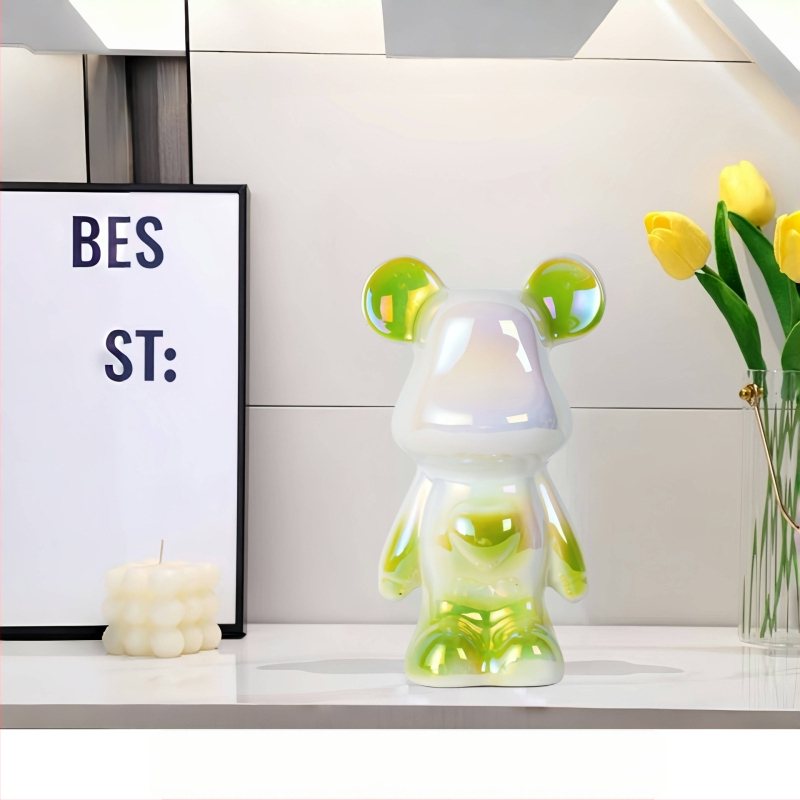 Keramikas lāča karikatūras figūriņa, modernā minimālistiskā stilā; Materiāls: glazēta keramika; Kategorija: Karikatūra; Ideāls dāvanai