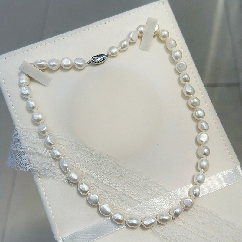 Barokiniai gėlavandeniai perlų vėrinys su 925 sidabro užsegimu, gamtos įkvėptas dizainas