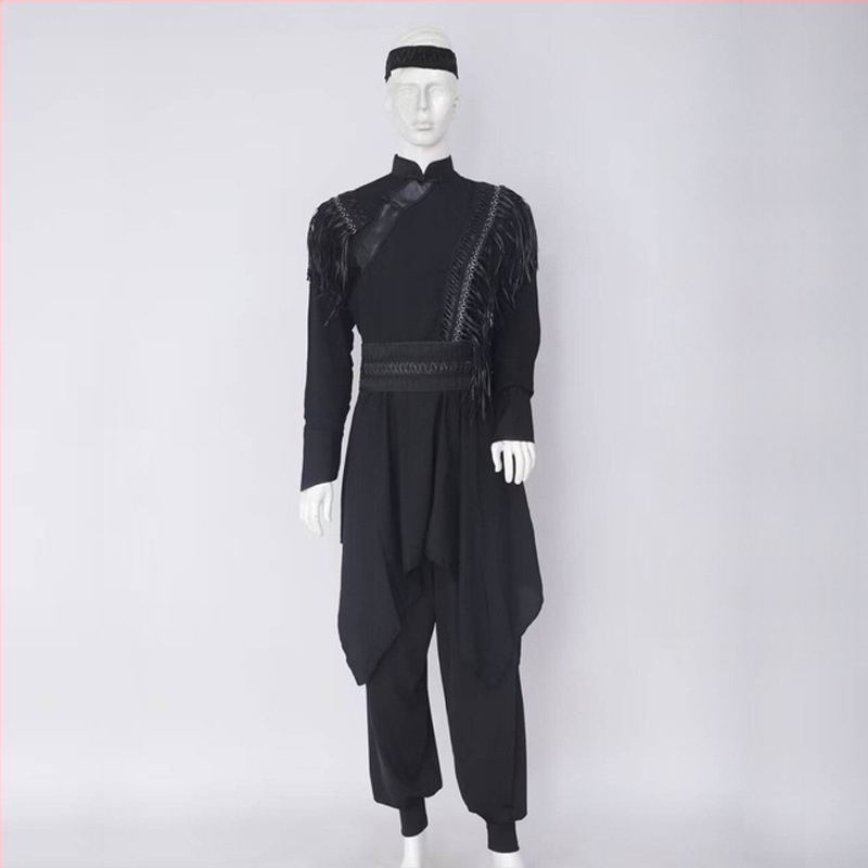 Mongolijas etniskā deju apģērbs vīriešiem – brīvs piegriezums, kardigan stila apģērbs ar seisa apkakli, garas piedurknes, 100% poliesteris