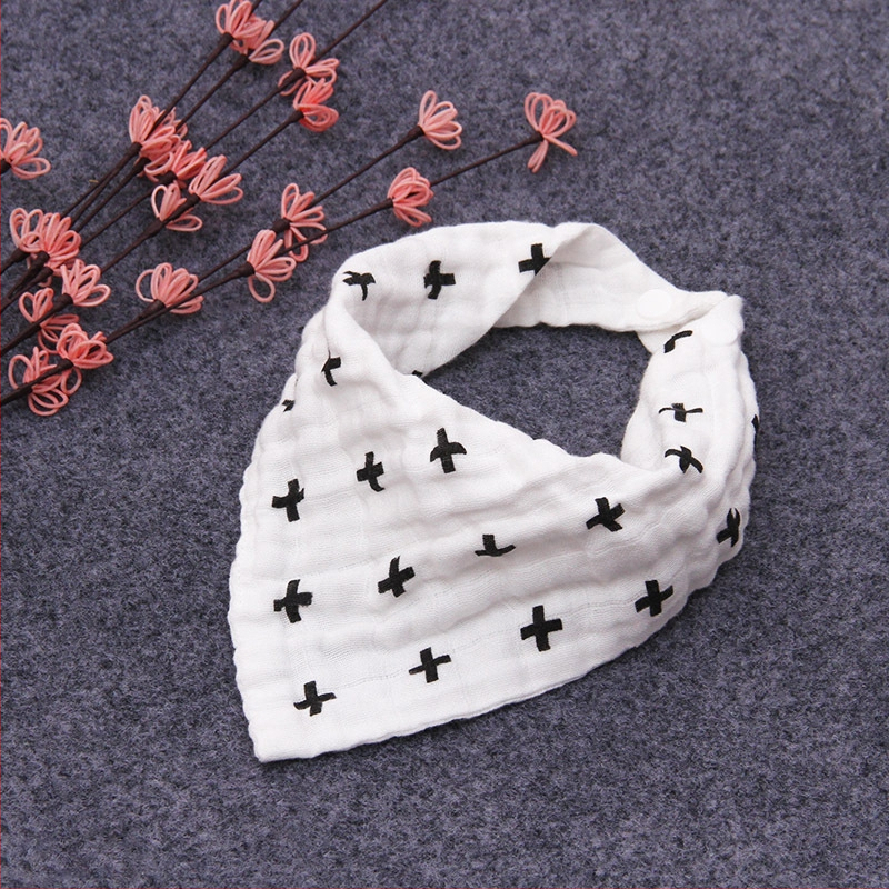 Kūdikių gazės bavetė su trikampio formos dvigubo užsegimo, greitas įsisavinimas 0–5 s, logotipo spausdinimo galimybė