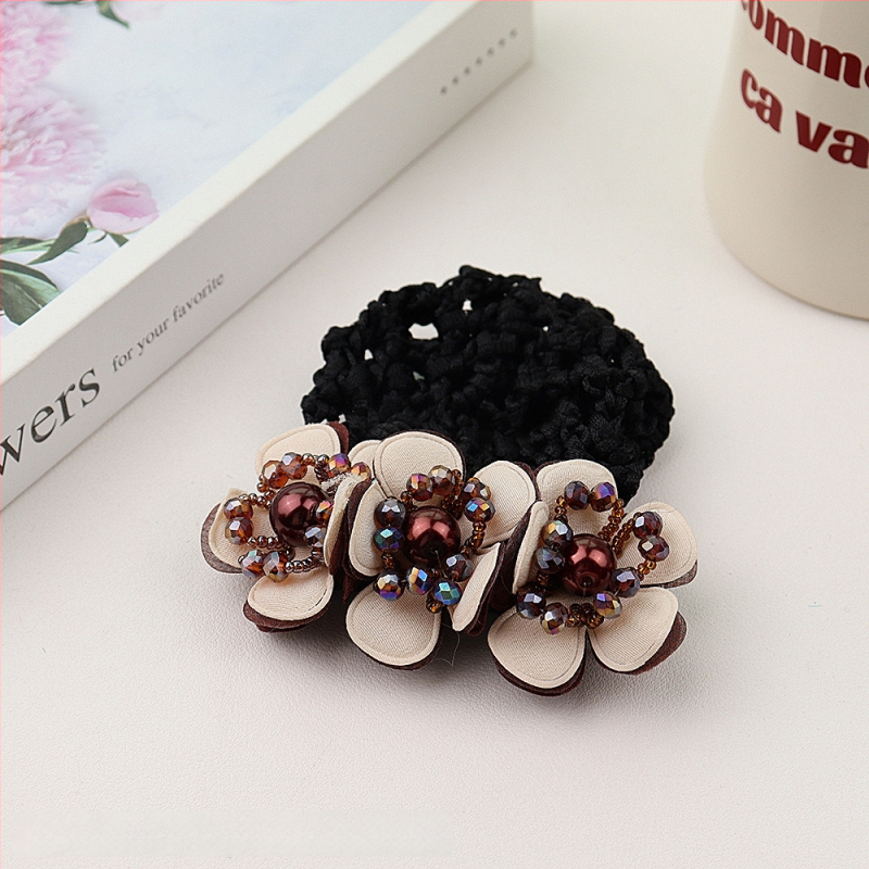 Дамски аксесоар за коса с перлена цветна розета и пружинен щипка, плат, минималистичен стил, ръчна изработка