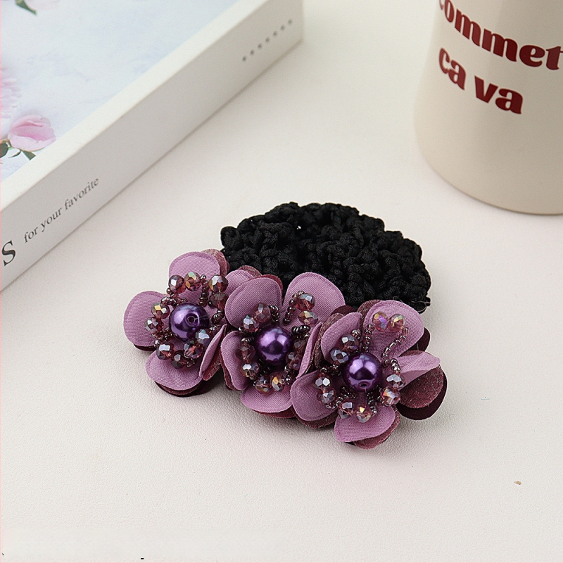 Дамски аксесоар за коса с перлена цветна розета и пружинен щипка, плат, минималистичен стил, ръчна изработка