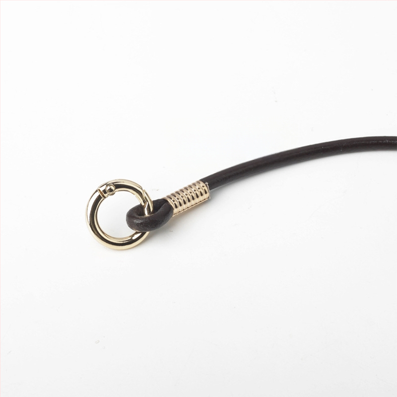 Презрамка за чанта с открит пръстен – кръстосано носене / къса презрамка за рамо / подмишница – телешка кожа с растително обработване, едноцветна