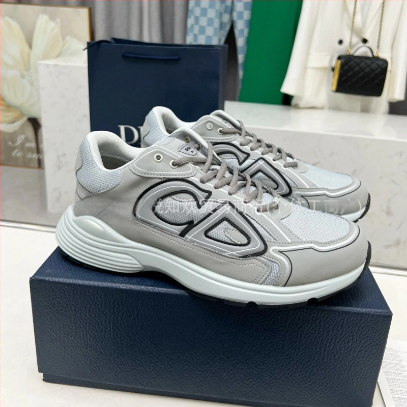 Unisex kedės su stora padu ir žemu viršumi — viršus: sintetinis odos; padas: guma+MD+TPU; kvėpuojanti tinklinė įdėkla; raišteliai