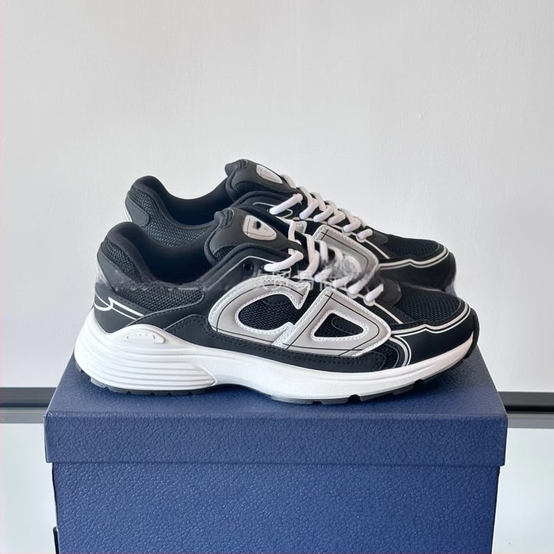 Unisex kedės su stora padu ir žemu viršumi — viršus: sintetinis odos; padas: guma+MD+TPU; kvėpuojanti tinklinė įdėkla; raišteliai