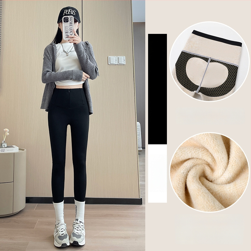 Joga hlače od najlona i spandeksa, visokog struka, devetbodna duljina, jednobojne, uski kroj