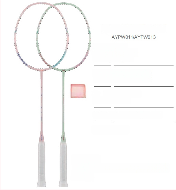 Li-Ning Badmintono raketė – anglies pluošto rėmas, svoris 80–84 g, rankenos storis G5, raketės tipas: tiesus, tinkama pradedantiesiems ir vidutiniams, badmintonui ir stalo tenisui