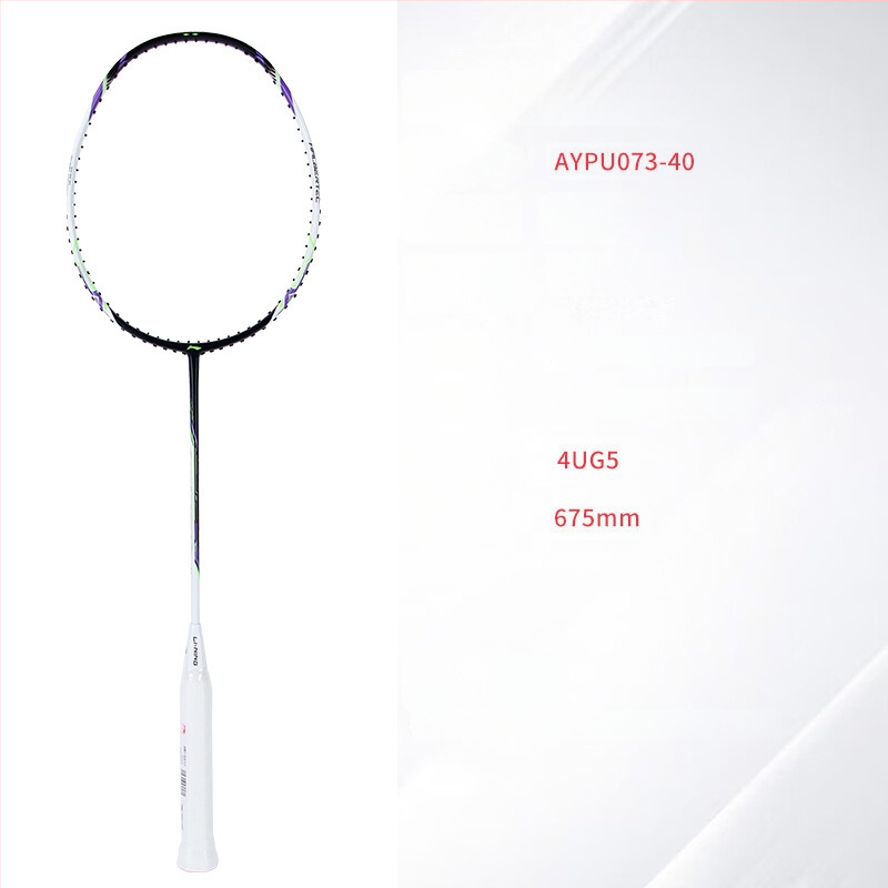 Li-Ning Badmintono raketė – anglies pluošto rėmas, svoris 80–84 g, rankenos storis G5, raketės tipas: tiesus, tinkama pradedantiesiems ir vidutiniams, badmintonui ir stalo tenisui