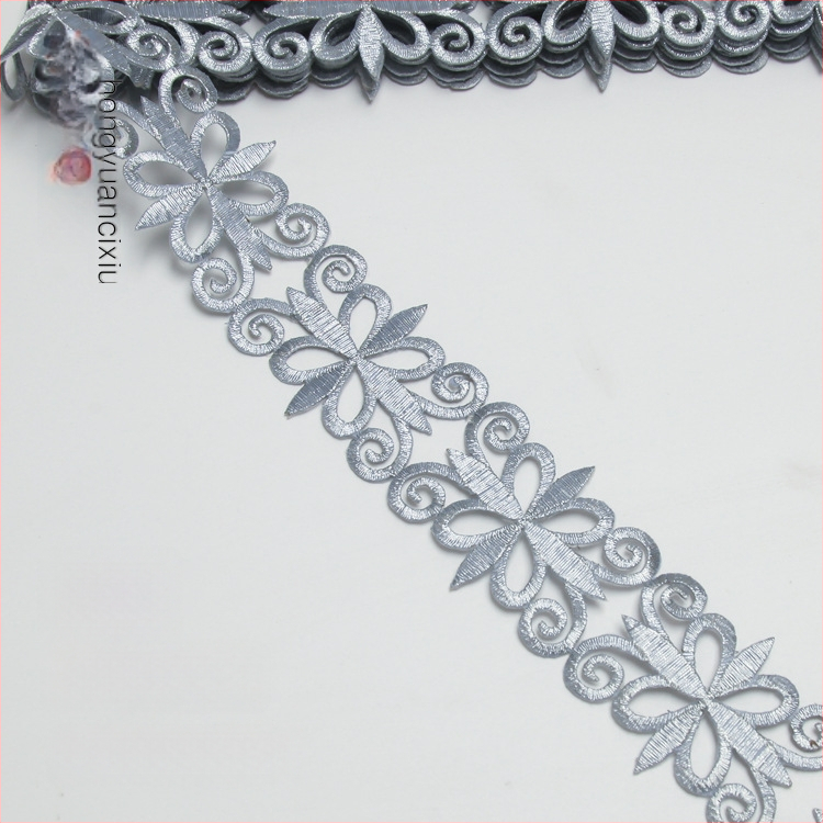 Бродирана дантела за костюми – прежда за бродиране, модел на древни костюми, подходяща за шапки, дрехи и домашен декор