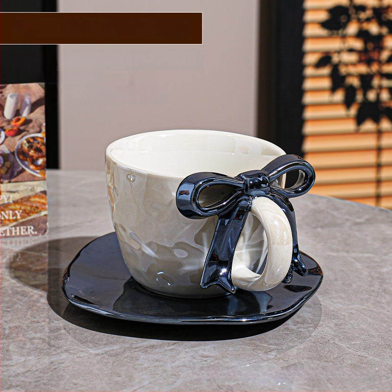 Kohvitassi ja alus taldrikut komplekt lipsu sõlmega, keraamiline disain, Põhjamaine stiil, 700 g, pakkimine paberkastiga, kohandatav