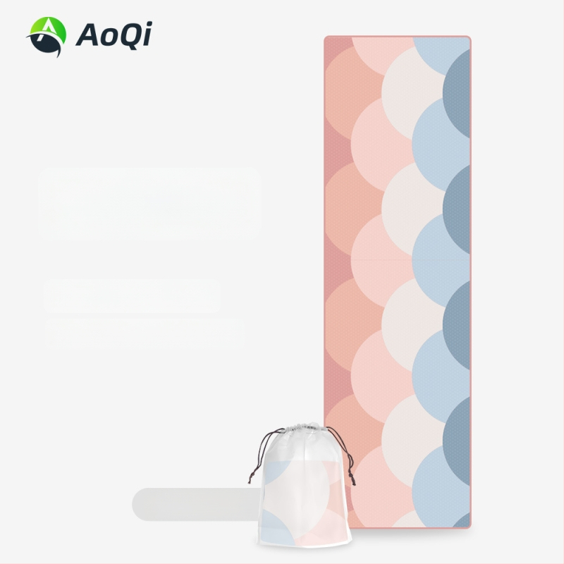 Sporttörölköző hímzett mintával, poliÉSészter, 160 g, 5–10 s nedvességfelszívás, logó nyomtatása elérhető