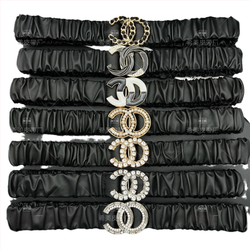 Női elasztikus öv kristályos csattal, ötvözetből készült, műbőr, gombos záródás, elektroplattolt felület, üzleti elegáns, sokoldalú stílus