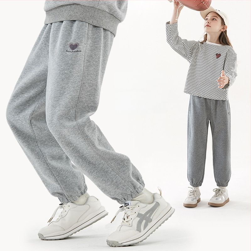 Mergaitėms kasdieninės sportinės kelnės iš nailono su fliso pamušalu, 87,9% nailonas, elastinga juosta, skirta 3–8 metų vaikams, pavasaris ir ruduo