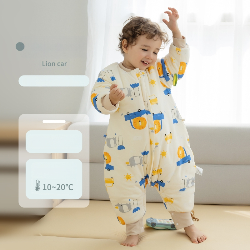 1–3 éves gyermekek számára hálózsák, vastag pamut anyag 95%+, belső rész pamut 95%+, töltet poliészter, levehető ujjak, rajzfilm mintázat, téli, tavaszi és őszi időszakra