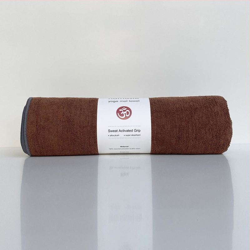 Joga kilimėlio rankšluostis – neslidus, sugeria prakaitą, greitai džiūsta, galima skalbti mašinoje