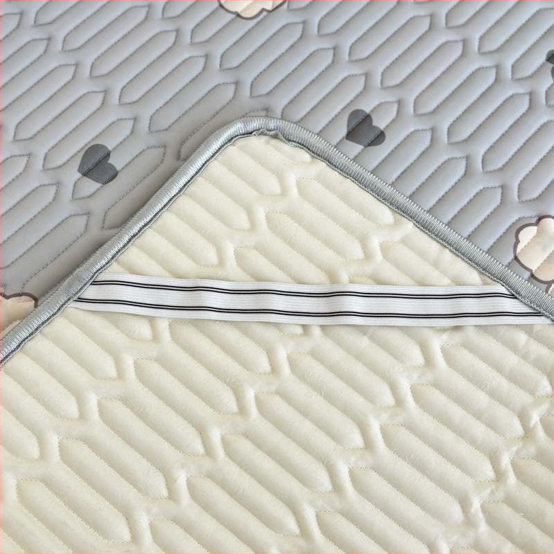 Trys dalių vėsinantis latex čiužinio rinkinys su spauda danga, sulankstomas bendrabutyje