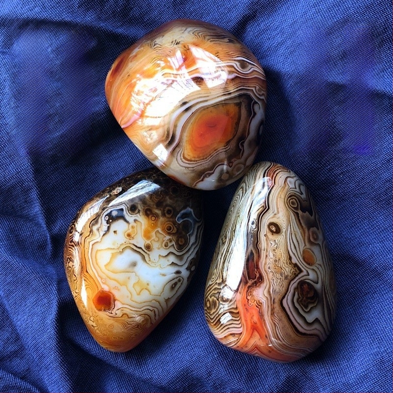 Agāta kulons ar dabisku akmeni, polēta virsma, dabiskā forma, karājams dekors, jauns ķīniešu stils