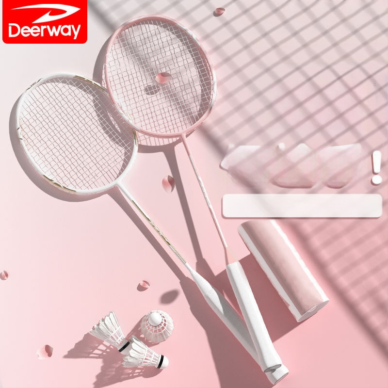 Delhui badminton raketės rinkinys – 2 raketės, svoris 75–79 g, rėmo medžiaga geležies lydinys, rankenos storis G4, tiesi raketė, įtraukta 3 kamuoliukai