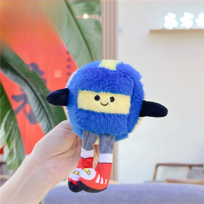 Κούκλα plush για μπρελόκ τσάντας – εξαιρετικά απαλό κοντό βελούδινο ύφασμα, γέμωση PP βάμβακι, επεξεργασία OEM με λογότυπο, κατάλληλη για ηλικίες 14+, μικρό κινούμενο παιχνίδι/μπρελόκ