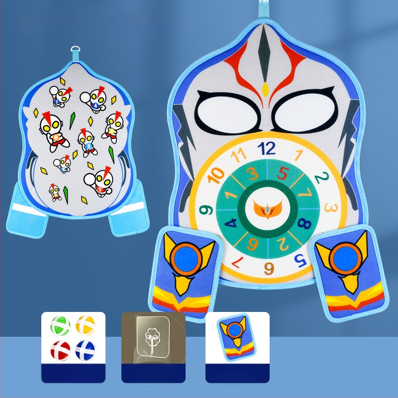 Visklemäng lipilise sihtkolliga pall ja imav tahvel — Qi Xiaonan; materjal: karvane kangas; vanusgrupp: 4–6 aastat