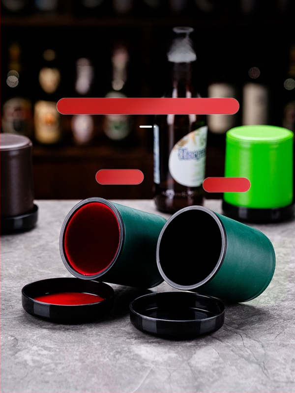 Set zaruri cu cupe din piele, colțuri rotunde, origine Zhejiang, 100 buc.