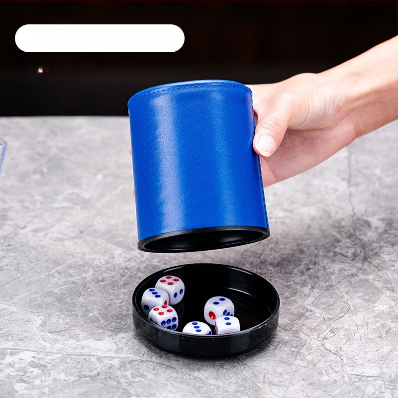 Set zaruri cu cupe din piele, colțuri rotunde, origine Zhejiang, 100 buc.