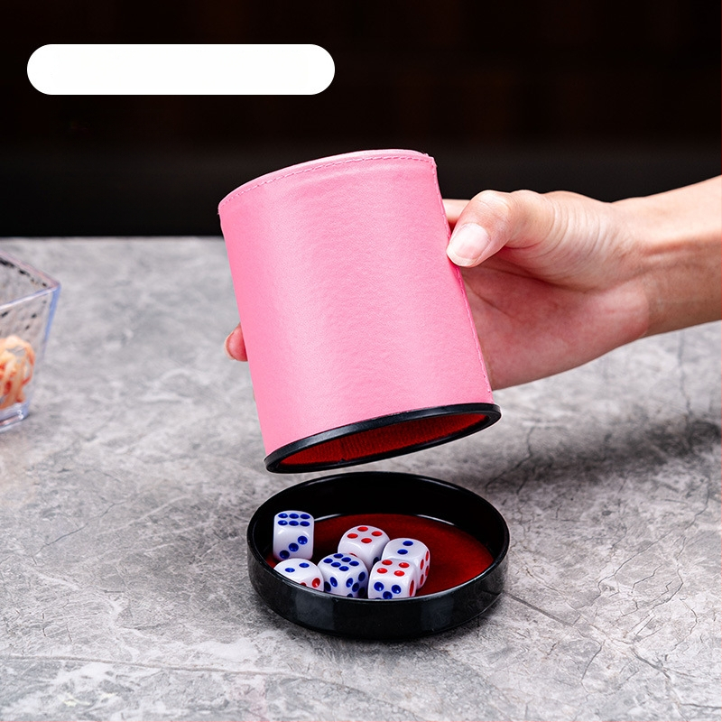 Set zaruri cu cupe din piele, colțuri rotunde, origine Zhejiang, 100 buc.