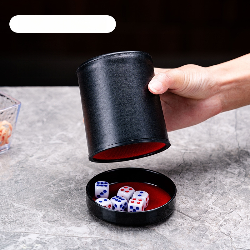 Set zaruri cu cupe din piele, colțuri rotunde, origine Zhejiang, 100 buc.