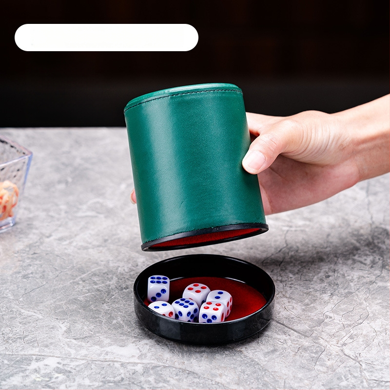 Set zaruri cu cupe din piele, colțuri rotunde, origine Zhejiang, 100 buc.