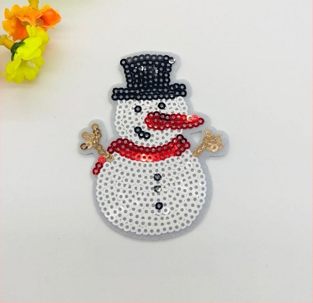 Снежен човек апликация – бродерия с мъниста и пайети за коледна украса, DIY аксесоари (Материал: бродерия с мъниста и пайети; Приложение: Друго; Марка: Друго)
