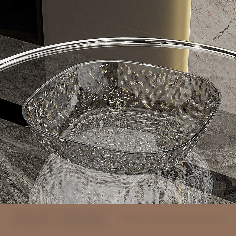 Műanyag gyümölcstál kalapált textúrával és pillangócsomó mintával, könnyed luxus retro stílus