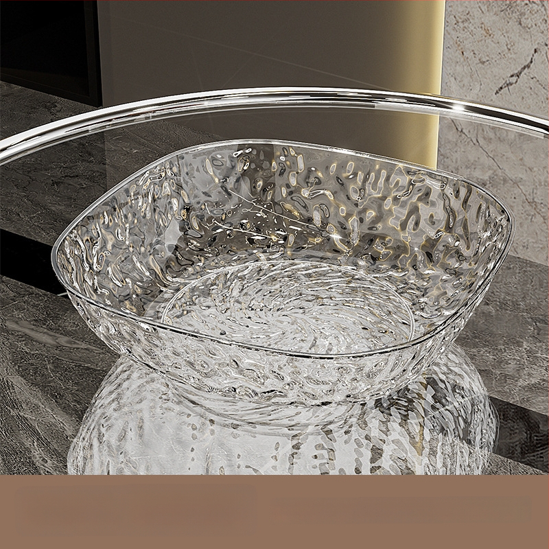 Műanyag gyümölcstál kalapált textúrával és pillangócsomó mintával, könnyed luxus retro stílus