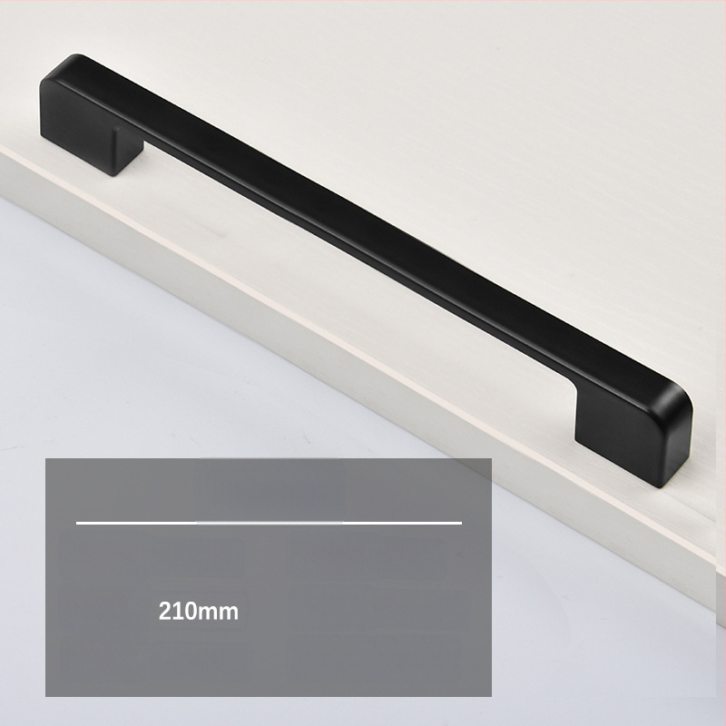 Mėbinių rankenėlė spintos, spintelės ir naktinio stalo durims; cinko lydinys; elektroplakavimas; šiuolaikinis minimalistinis stilius