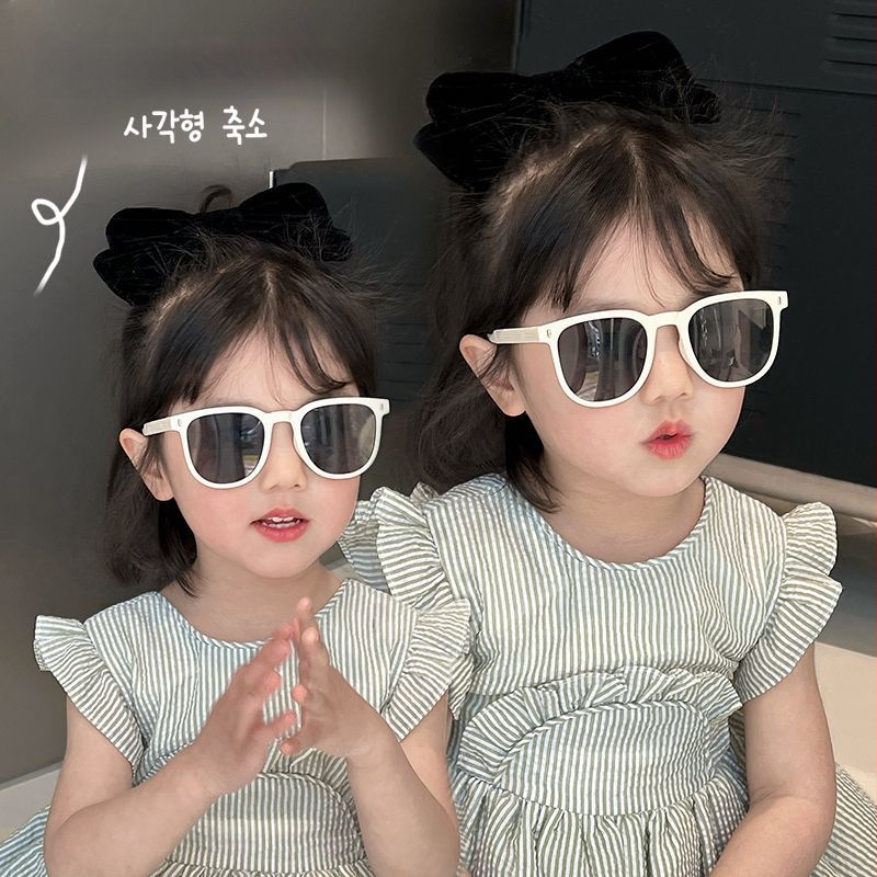 Bērnu salokāmās saulesbrilles zēniem un meitenēm, kristāla lēcas, nepolarizētas, rāmis no TR+metāla un vara sakausējuma, spoguļlēcām, Pārlaidības kategorija 2