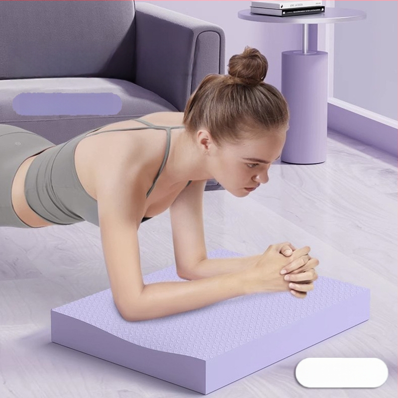 TPE йога постелка с ивици; Материал: TPE; Узор: Ивици; Приложения: Фитнес оборудване, здраве и масаж, красота на тялото, танцови движения; Категория: Йога постелка