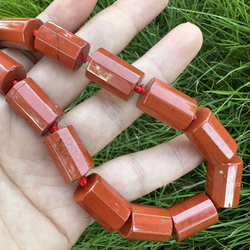 DIY ékszerkészítéshez – természetes jade hengeres gyöngyök, csiszolt és polírozott felület, városi divat stílus