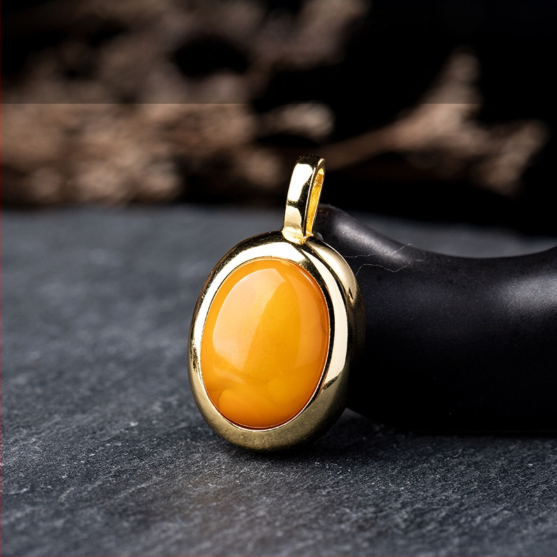 Vėrinys su gintaro pakabuku, geometrinis dizainas, S925 sidabro įdėklas, Xingyu Jewelry, lengvas prabangos stilius