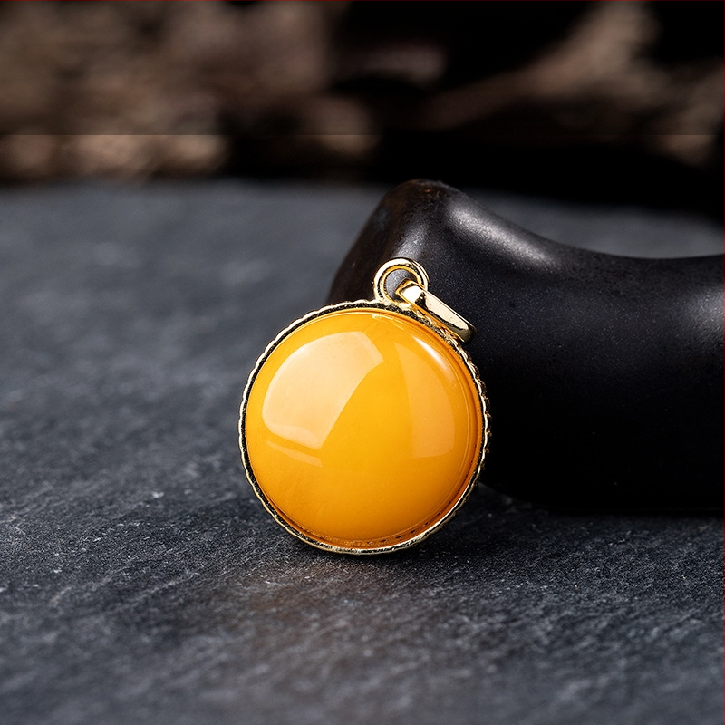 Vėrinys su gintaro pakabuku, geometrinis dizainas, S925 sidabro įdėklas, Xingyu Jewelry, lengvas prabangos stilius