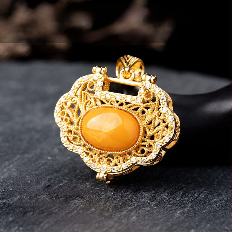 Vėrinys su gintaro pakabuku, geometrinis dizainas, S925 sidabro įdėklas, Xingyu Jewelry, lengvas prabangos stilius