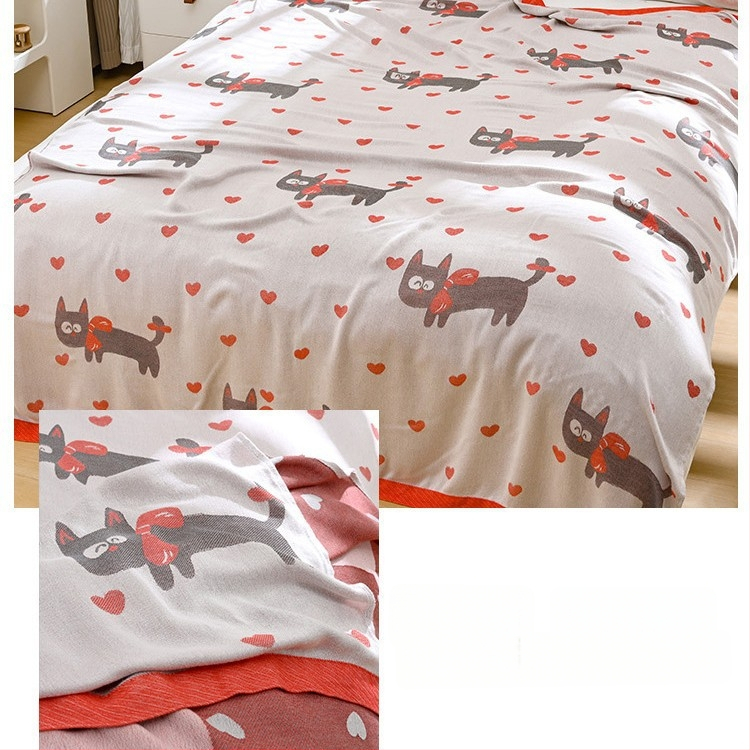 Bambuszrostból készült takaró – hűs Ice Silk érzet, egész évben használható, virágos minta, modern minimalist stílus, súly 800-999 g