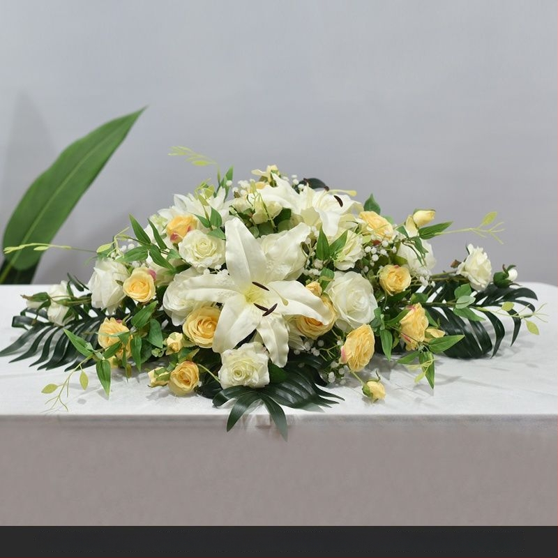 Mākslīgu ziedu galda centrālais dekors – margriete drukāšana, flokēšana, kāzām